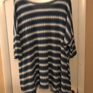Boutique oversized striped top
